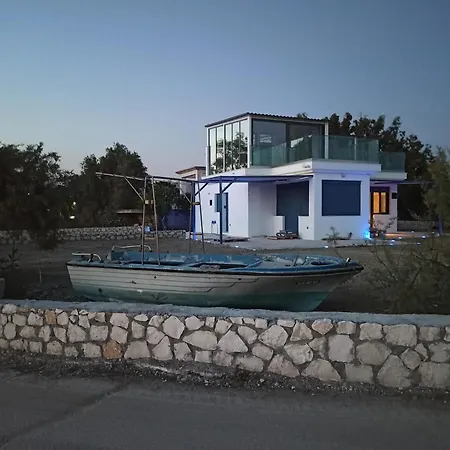 Apartamento Beautiful Beachfront Apartment In Lixouri Greece Lixúri